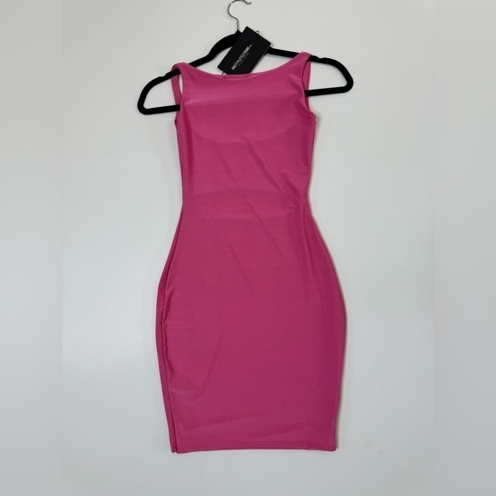 NWT Pretty Little Thing Bubble Gum Pink Cut Out Bodycon Dress Size 0 - Picture 3 of 7